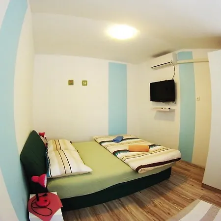 Apartment Croparadise Central